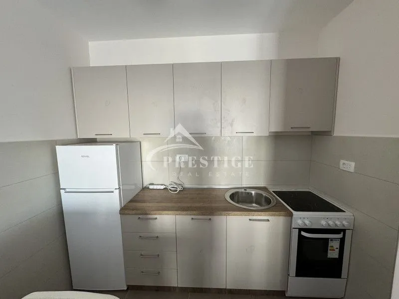 Rent, one bedroom apartment, 40m², Pobrežje, Podgorica
