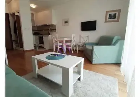 Izdavanje, stan, 33m², City Kvart, Podgorica - image 1