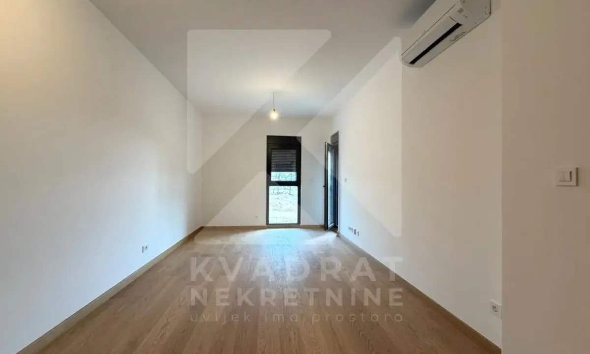 Izdavanje, jednosoban stan, 47m², New City, Podgorica