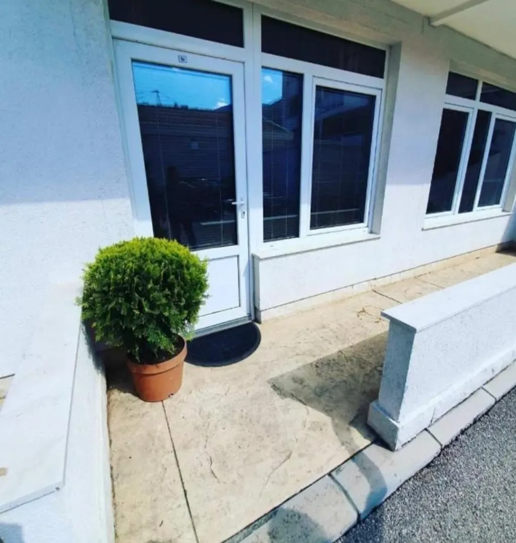 Rent, one bedroom apartment, 55m², Bečići, Budva