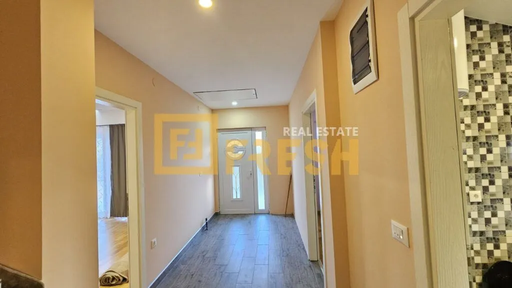 Prodaja, kuća, 216m², Danilovgrad, Crna Gora