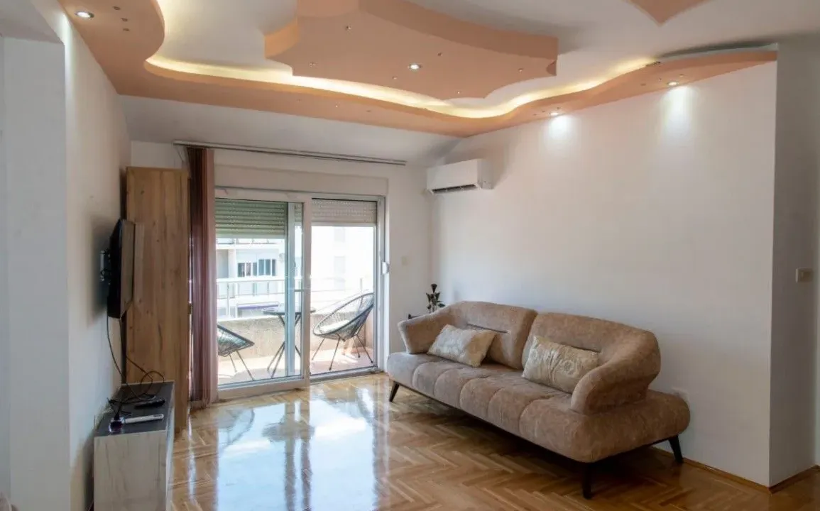 Izdavanje, jednosoban stan, 45m², Zabjelo, Podgorica