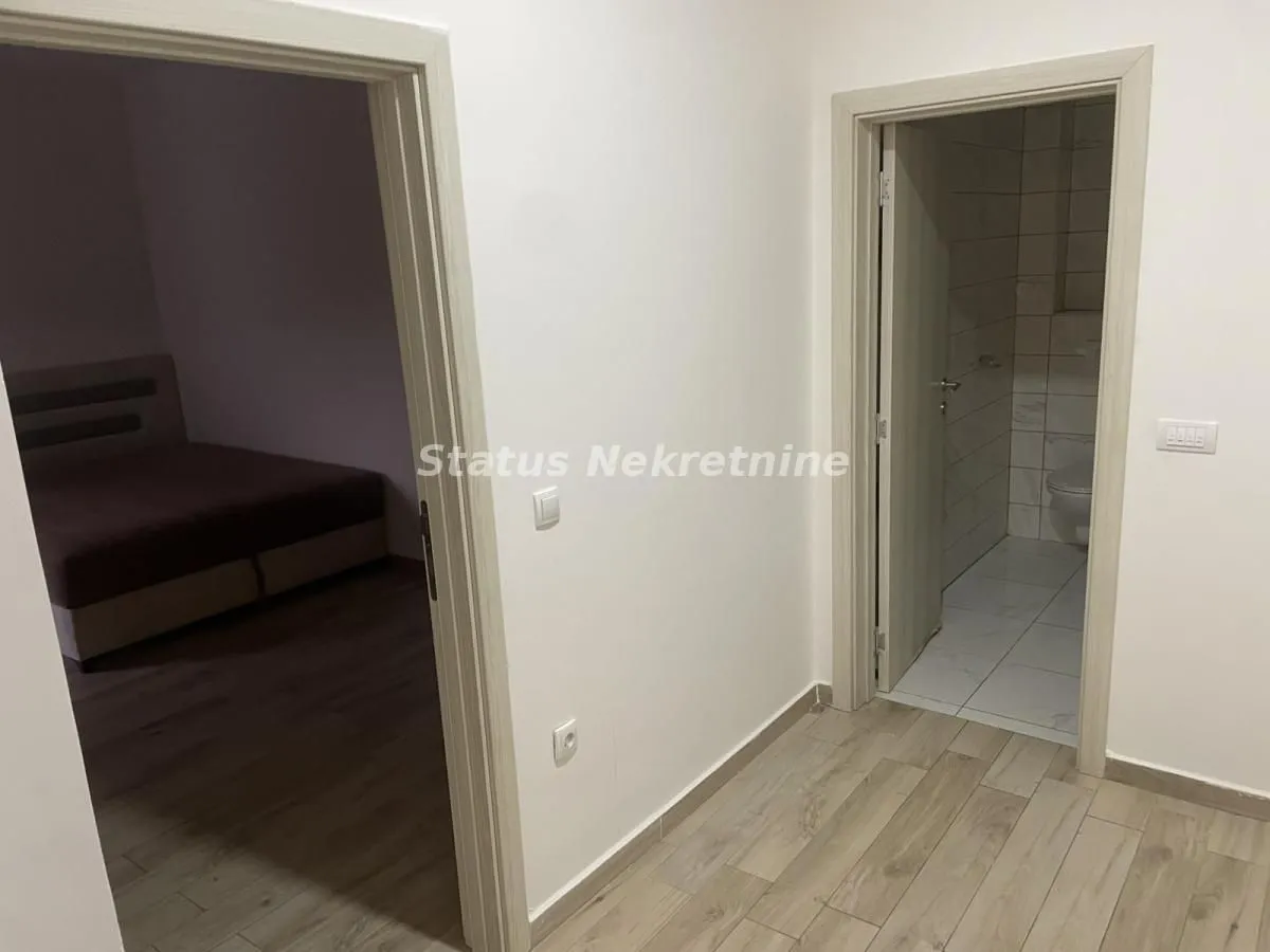 Prodaja, jednosoban stan, 46m², Centar, Inđija