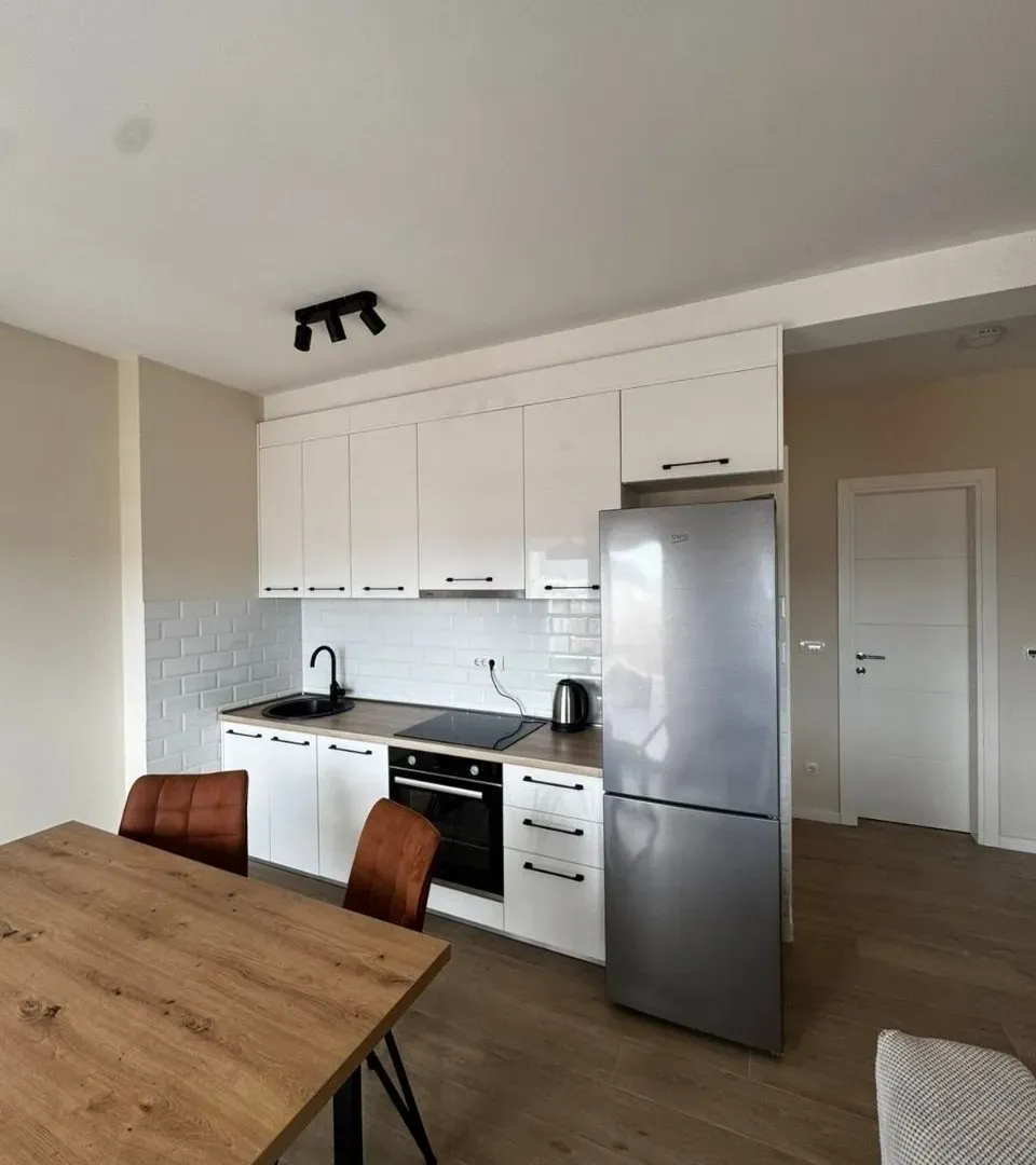 Rent, one bedroom apartment, 52m², Kalimanj, Tivat