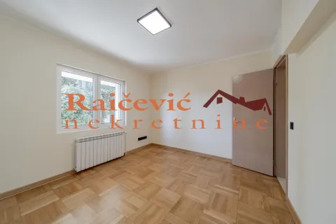 Prodaja, četvorosoban stan, 123m², Voždovac Sve Podlokacije, Beograd - image 12
