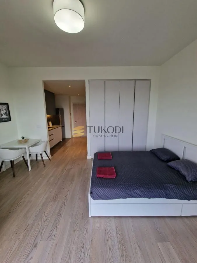 Rent, one bedroom apartment, 37m², Savski Venac, Beograd