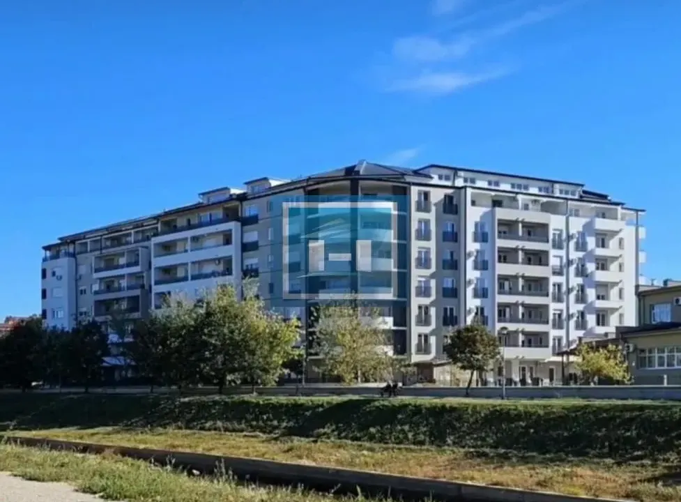 Prodaja, četvorosoban stan, 150m², Jagodnjak, Paraćin