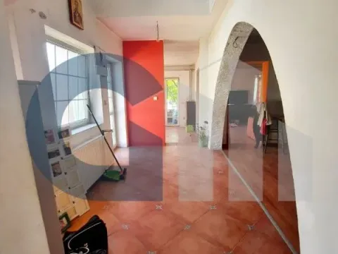 Sale, house, 355m², Surčin (mesto), Surčin - image 6