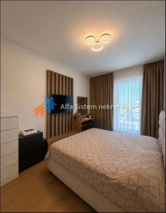 Rent, three bedroom apartment, 88m², Savski Venac, Beograd