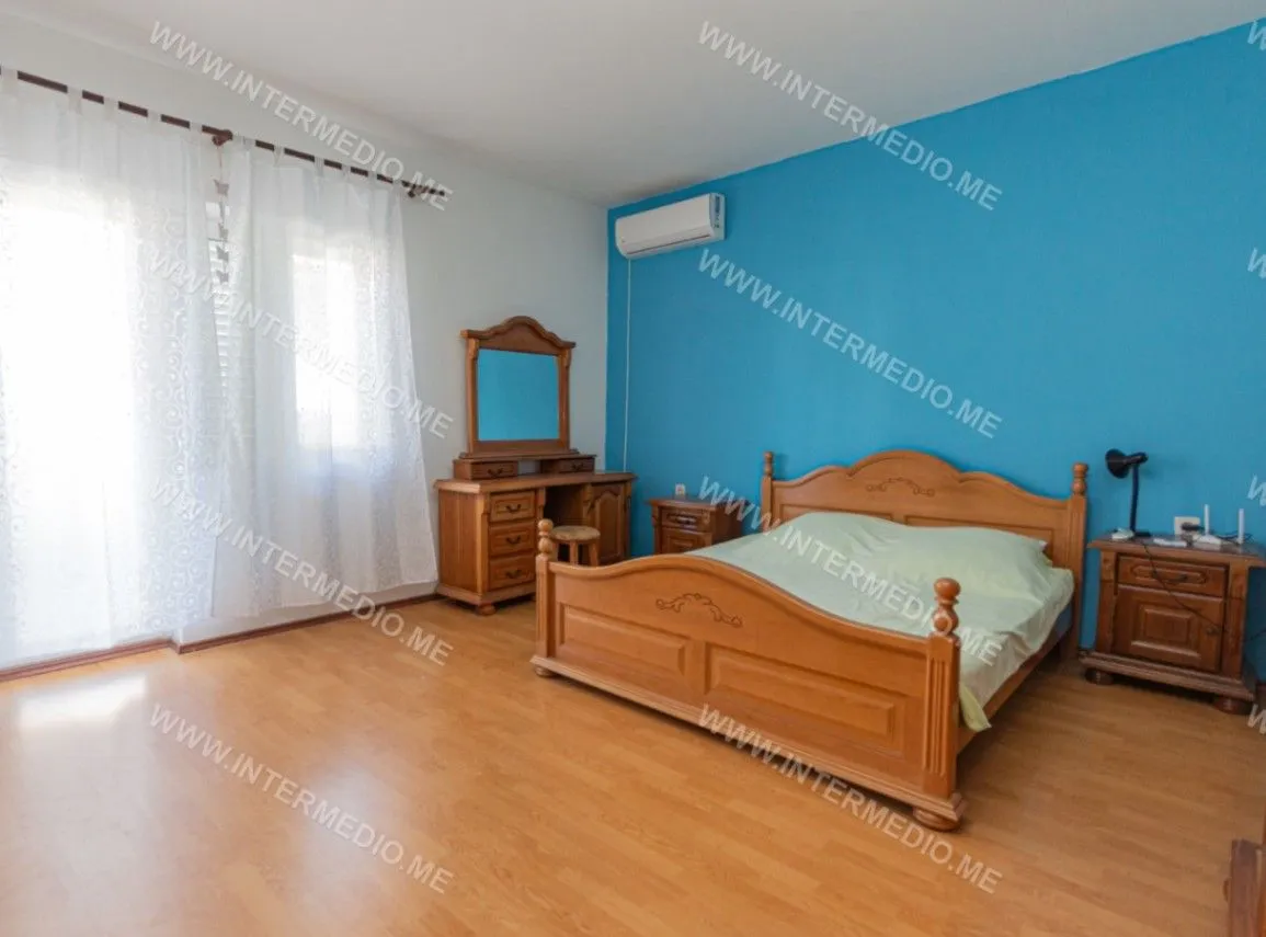 Prodaja, kuća, 316m², Igalo, Herceg Novi