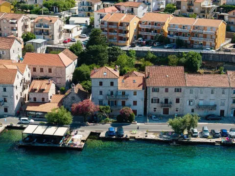 Prodaja, kuća, 251m², Prčanj, Kotor - image 2