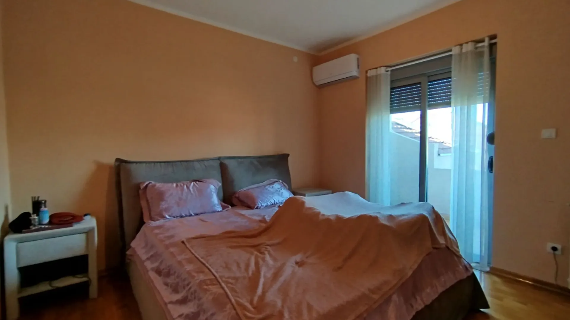 Rent, house, 375m², Donja Gorica, Podgorica