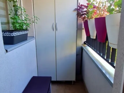 Sale, one bedroom apartment, 42m², Novi Beograd Blok 61, Novi Beograd Sve Podlokacije - image 5