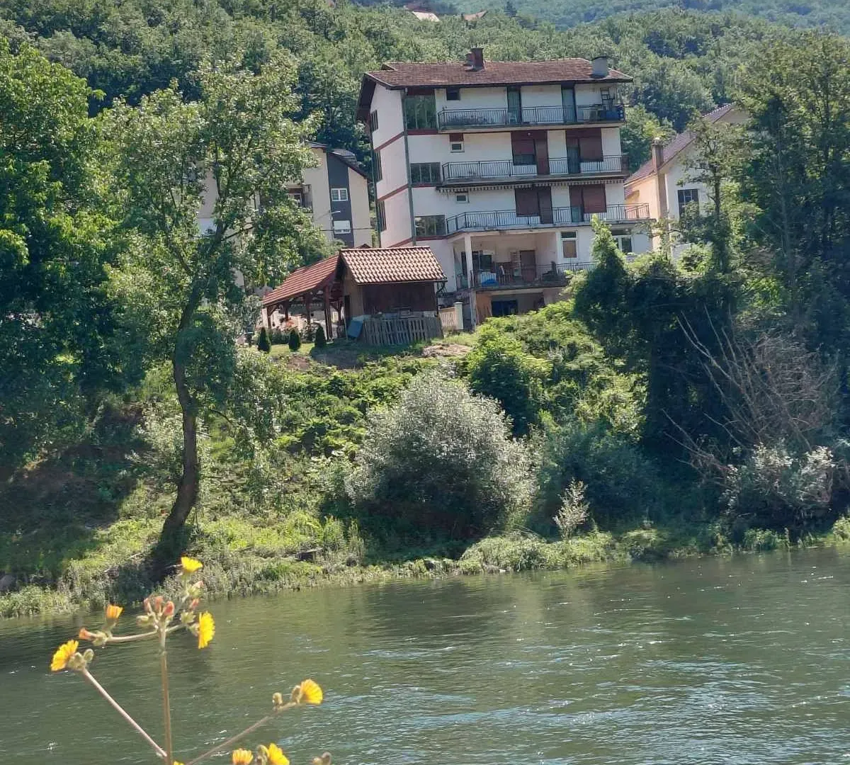 Sale, house, 750m², Priboj, Srbija