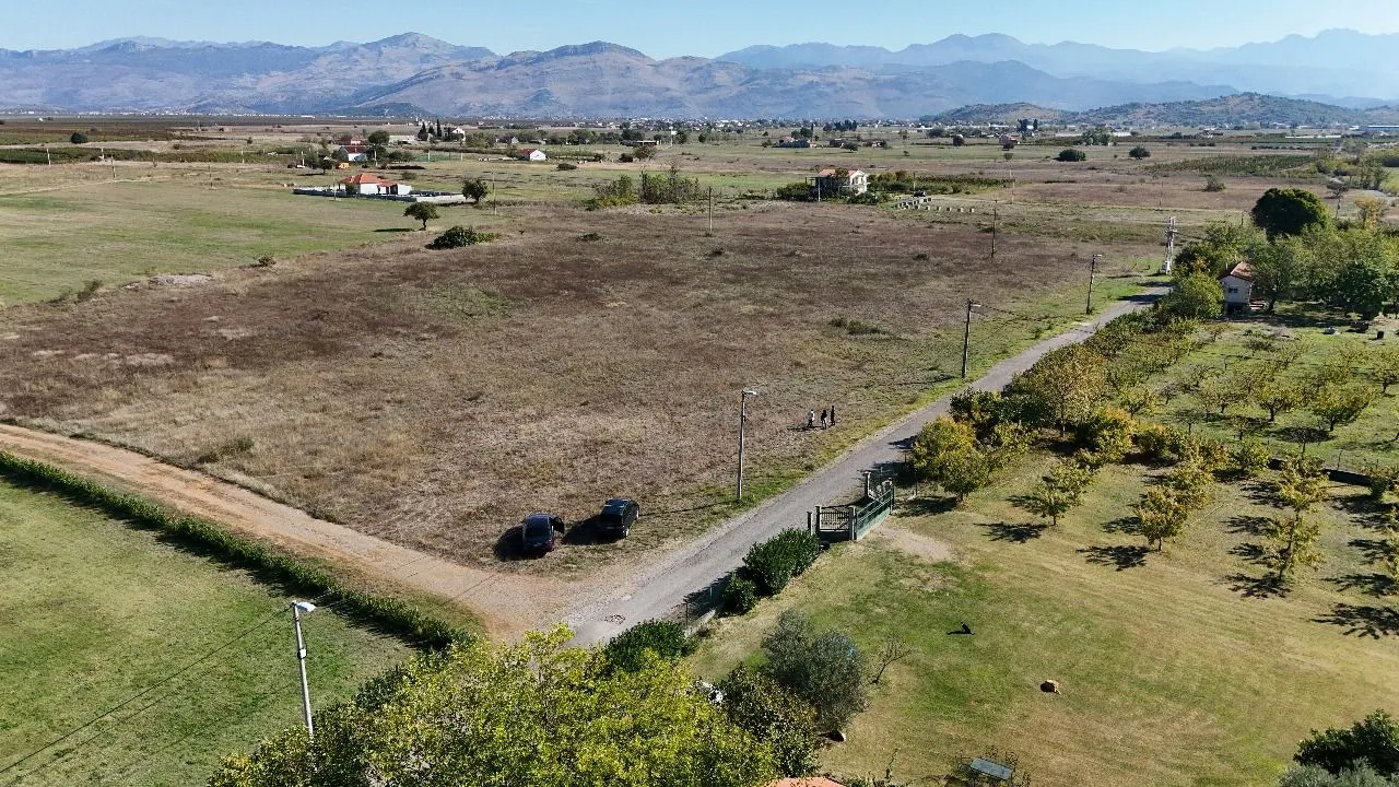 Prodaja, plac, 20000m², Zeta, Podgorica