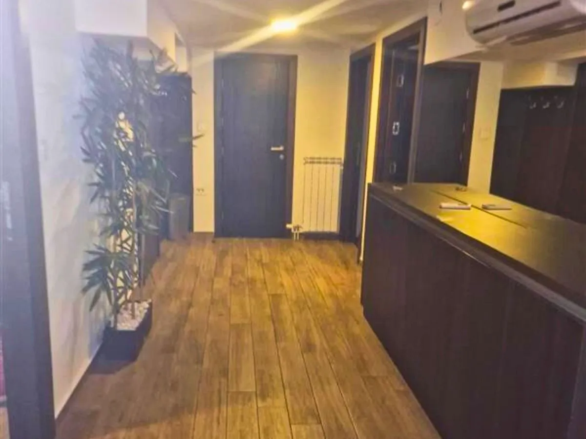 Prodaja, trosoban stan, 123m², Vračar Sve Podlokacije, Beograd