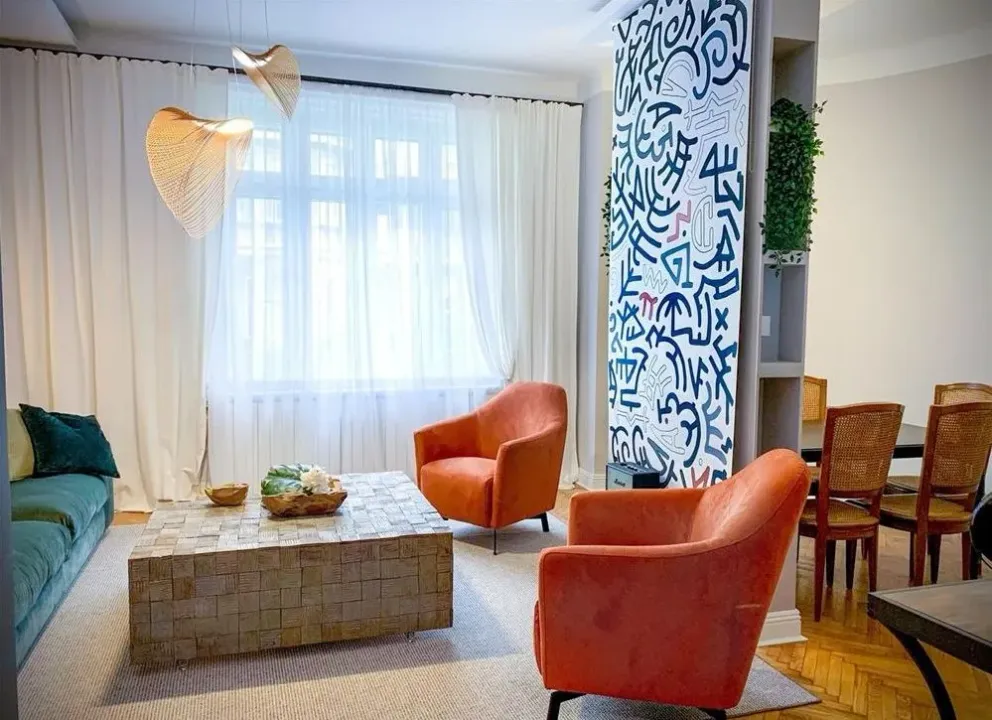 Prodaja, trosoban stan, 81m², Politika Centar, Centar Sve Podlokacije