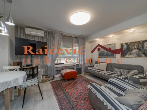 Prodaja, trosoban stan, 77m2, Novi Beograd, Beograd Prodaja, trosoban stan, 77m2, Novi Beograd, Beograd