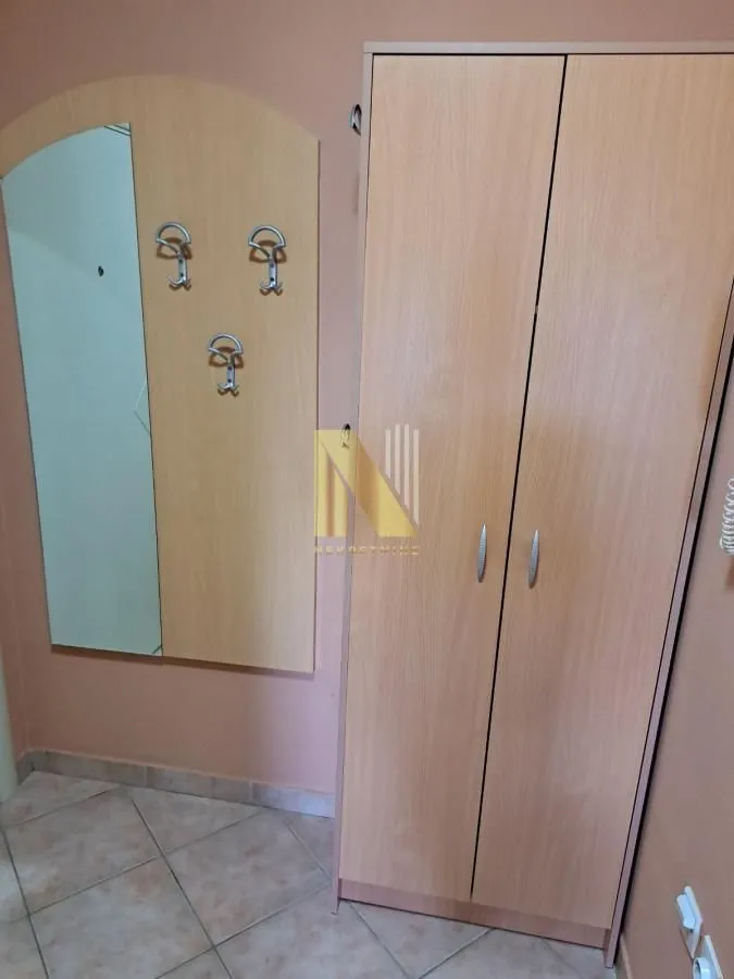 Izdavanje, jednosoban stan, 27m², Grbavica, Novi Sad Sve Podlokacije