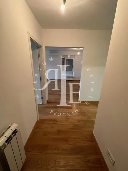Sale, two bedroom apartment, 70m², Tošin bunar, Novi Beograd Sve Podlokacije