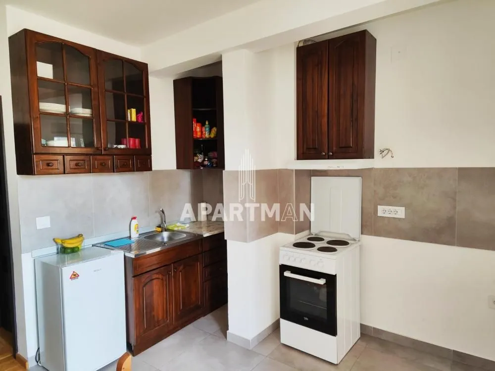 Rent, one bedroom apartment, 42m², Kluz, Zvezdara Sve Podlokacije