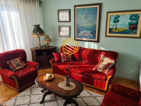 Rent, two bedroom apartment, 65m², Stara Varoš, Podgorica - image 10