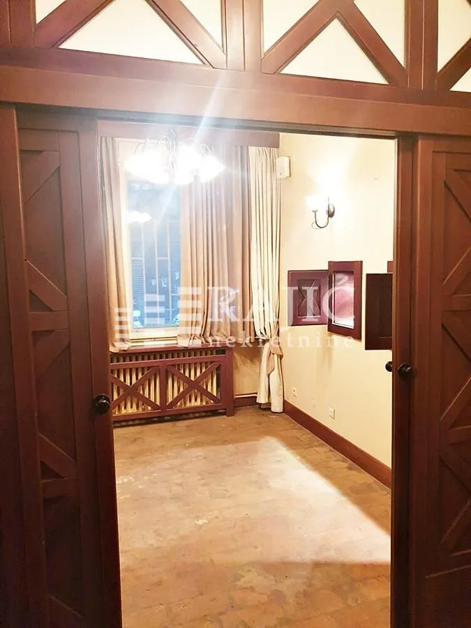 Rent, office space, 160m², Stari Grad, Beograd