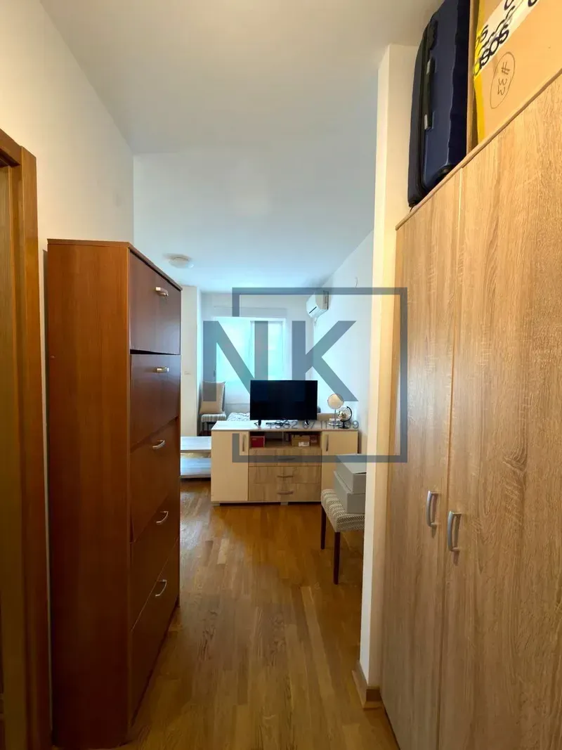 Rent, studio apartment, 30m², City Kvart, Podgorica