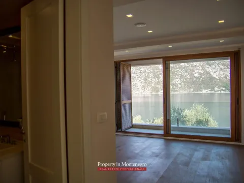 Prodaja, kuća, 585m², Stoliv, Kotor - image 35