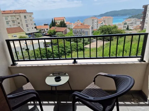 Izdavanje, jednosoban stan, 32m², Bečići, Budva - image 5