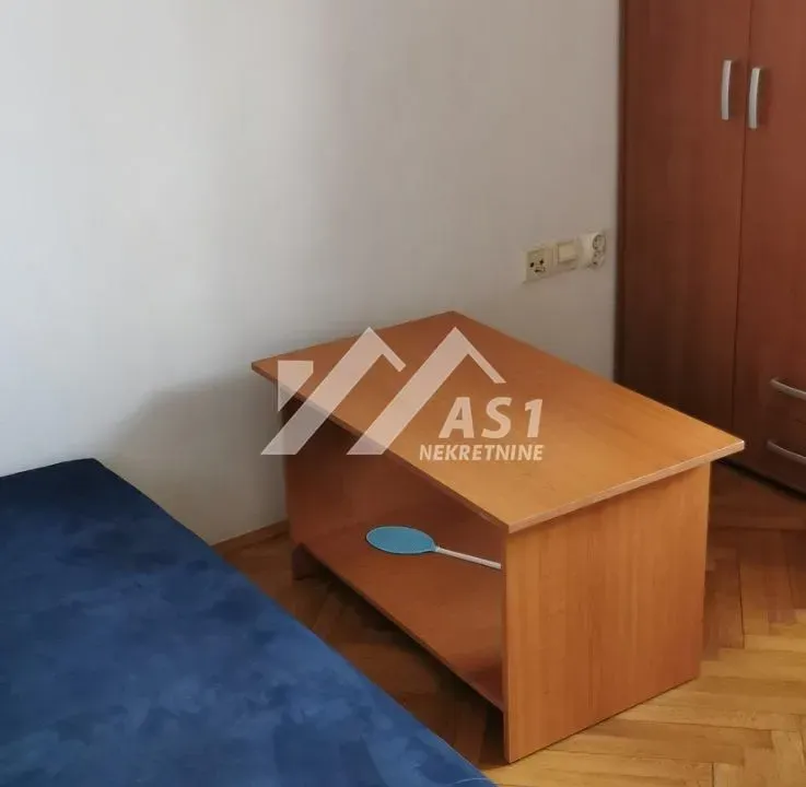 Izdavanje, stan, 22m², Grbavica, Novi Sad Sve Podlokacije