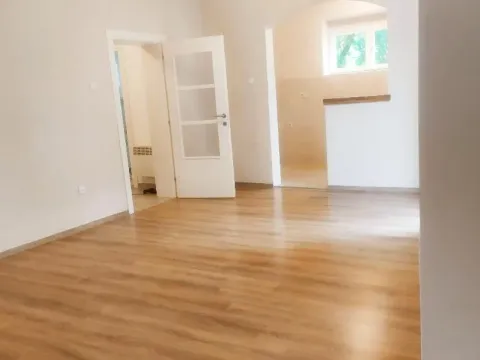 Rent, office space, 90m², Gorica C, Podgorica - image 3