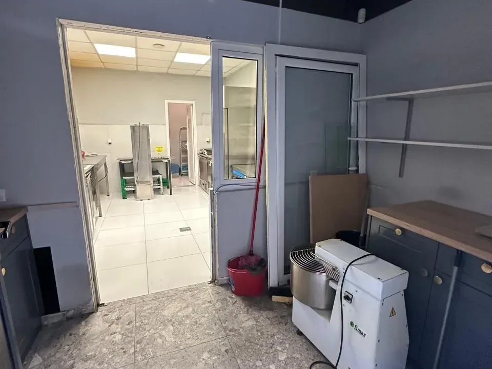 Prodaja, poslovni prostor, 27m², Bijeli Do, Budva