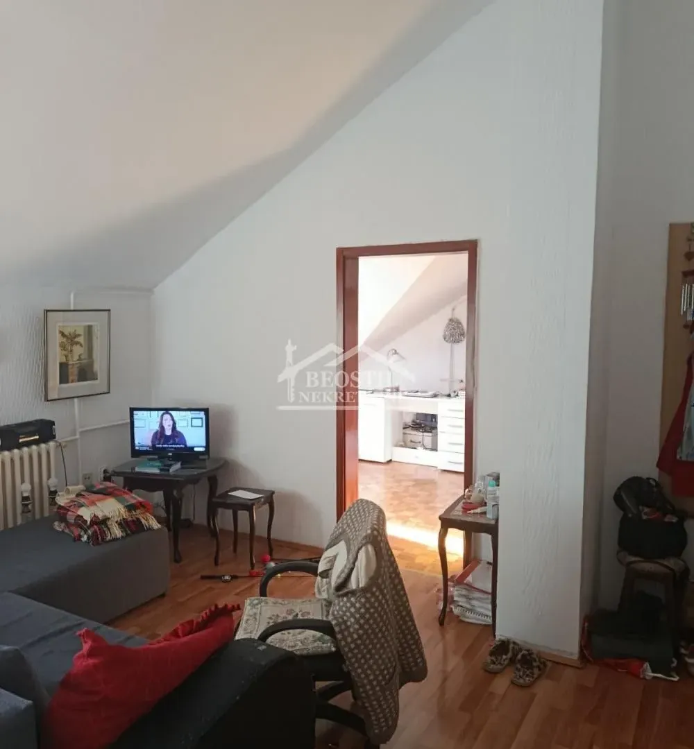 Prodaja, dvosoban stan, 46m², Višnjička Banja, Palilula Sve Podlokacije