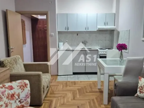 Rent, one bedroom apartment, 30m², Rotkvarija, Novi Sad Sve Podlokacije - image 4