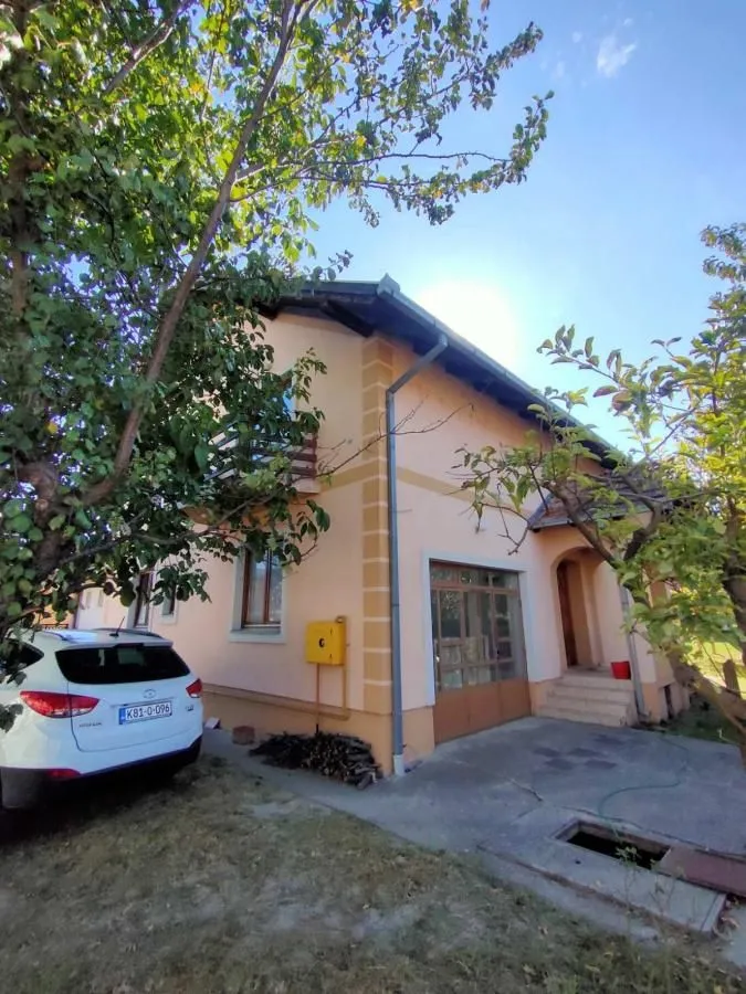 Prodaja, kuća, 315m², Adice, Novi Sad Sve Podlokacije
