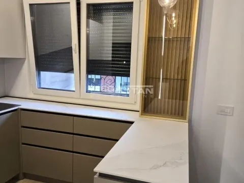 Izdavanje, trosoban stan, 107m², Palilula Sve Podlokacije, Beograd - image 9