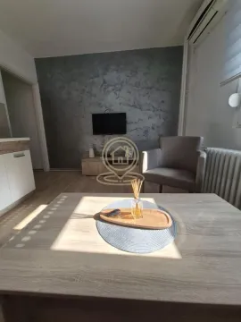 Izdavanje, jednosoban stan, 22m², Rotkvarija, Novi Sad Sve Podlokacije - image 4