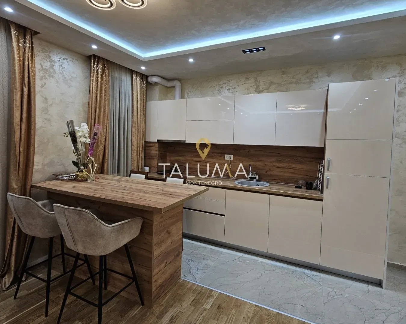 Rent, two bedroom apartment, 86m², Stara Varoš, Podgorica