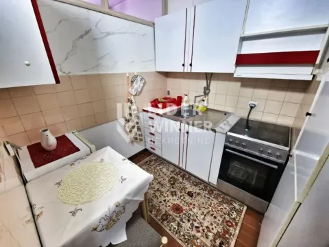 Izdavanje, dvosoban stan, 68m², Vračar Centar, Vračar Sve Podlokacije - image 5