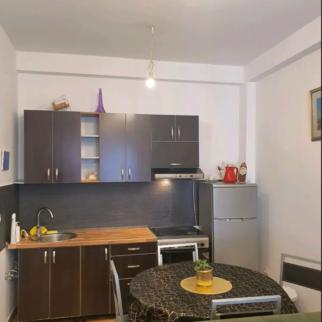 Rent, one bedroom apartment, 70m², Bečići, Budva
