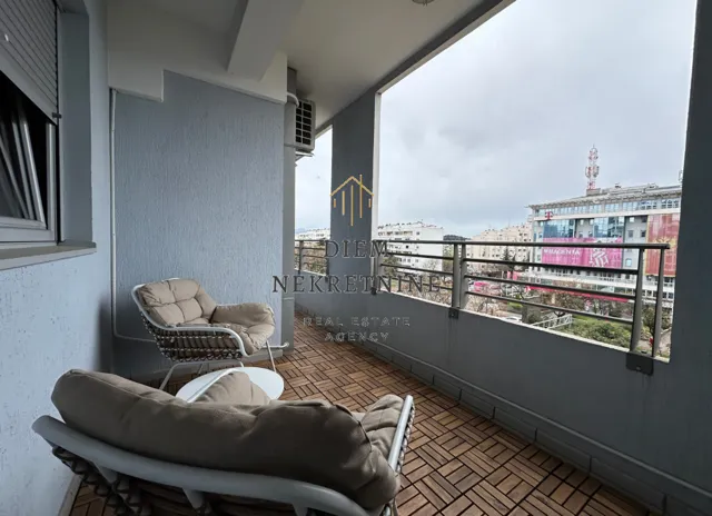 Izdavanje, dvosoban stan, 75m², Preko Morače, Podgorica