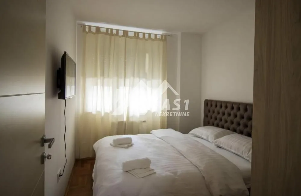 Izdavanje, dvosoban stan, 44m², Grbavica, Novi Sad Sve Podlokacije