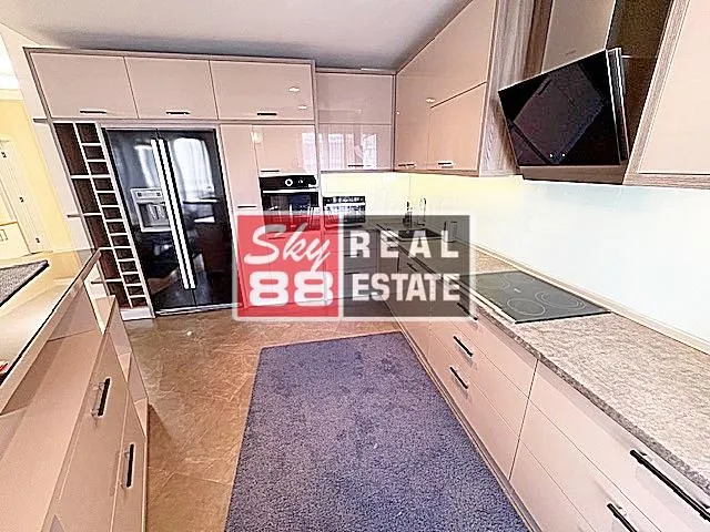 Rent, four bedroom apartment, 188m², Vračar Hram, Vračar Sve Podlokacije