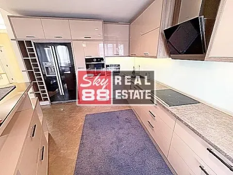 Izdavanje, četvorosoban stan, 188m², Vračar Hram, Vračar Sve Podlokacije - image 6