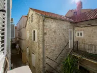 Sale, one bedroom apartment, 48m², Stari Grad, Budva - image 9