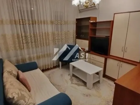 Rent, one bedroom apartment, 42m², Rotkvarija, Novi Sad Sve Podlokacije - image 1