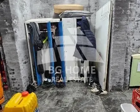 Izdavanje, poslovni prostor, 80m², Cvetni Trg, Vračar Sve Podlokacije - image 7