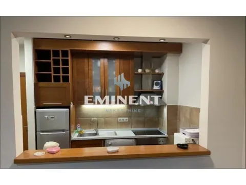 Izdavanje, dvosoban stan, 50m², Vračar Sve Podlokacije, Beograd - image 6