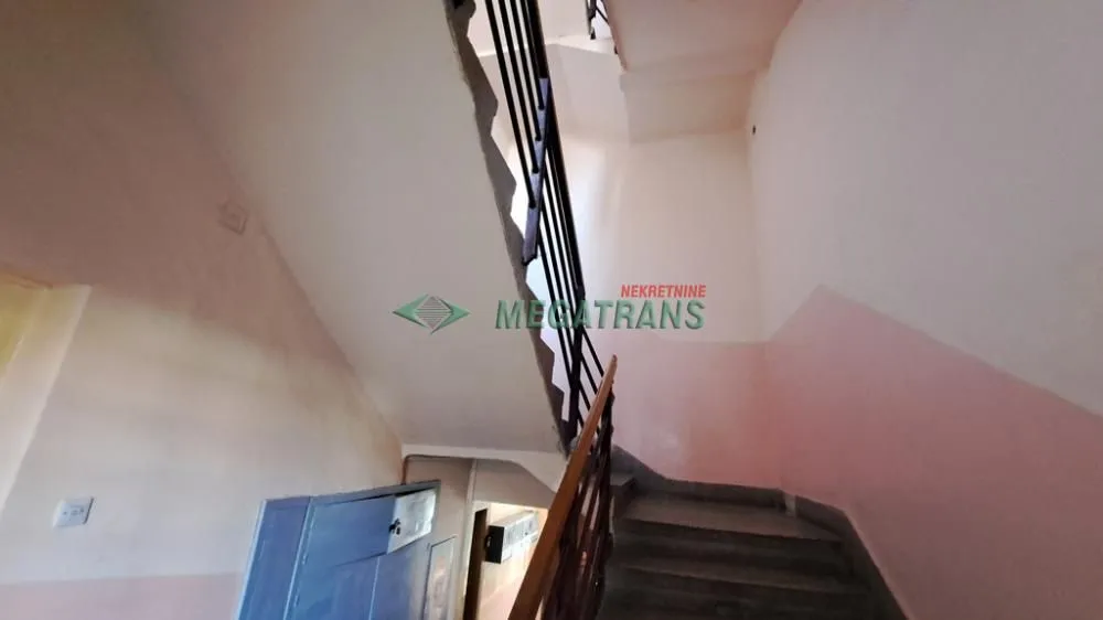Izdavanje, trosoban stan, 80m², Centar, Novi Sad